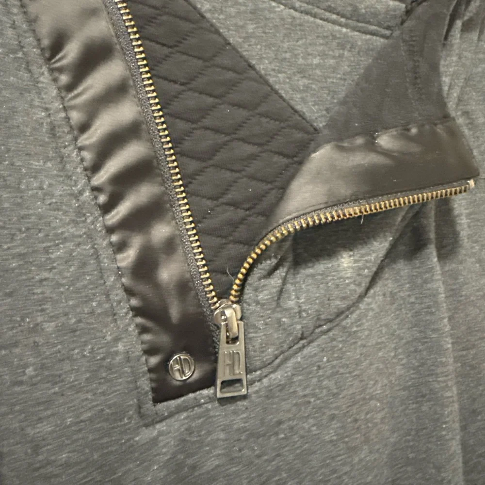 Harley Davidson Gray and Black Sweater - Picture 3 of 4